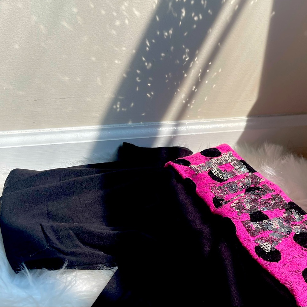 Victoria Secret Hot Pink Bedazzled Capri leggings